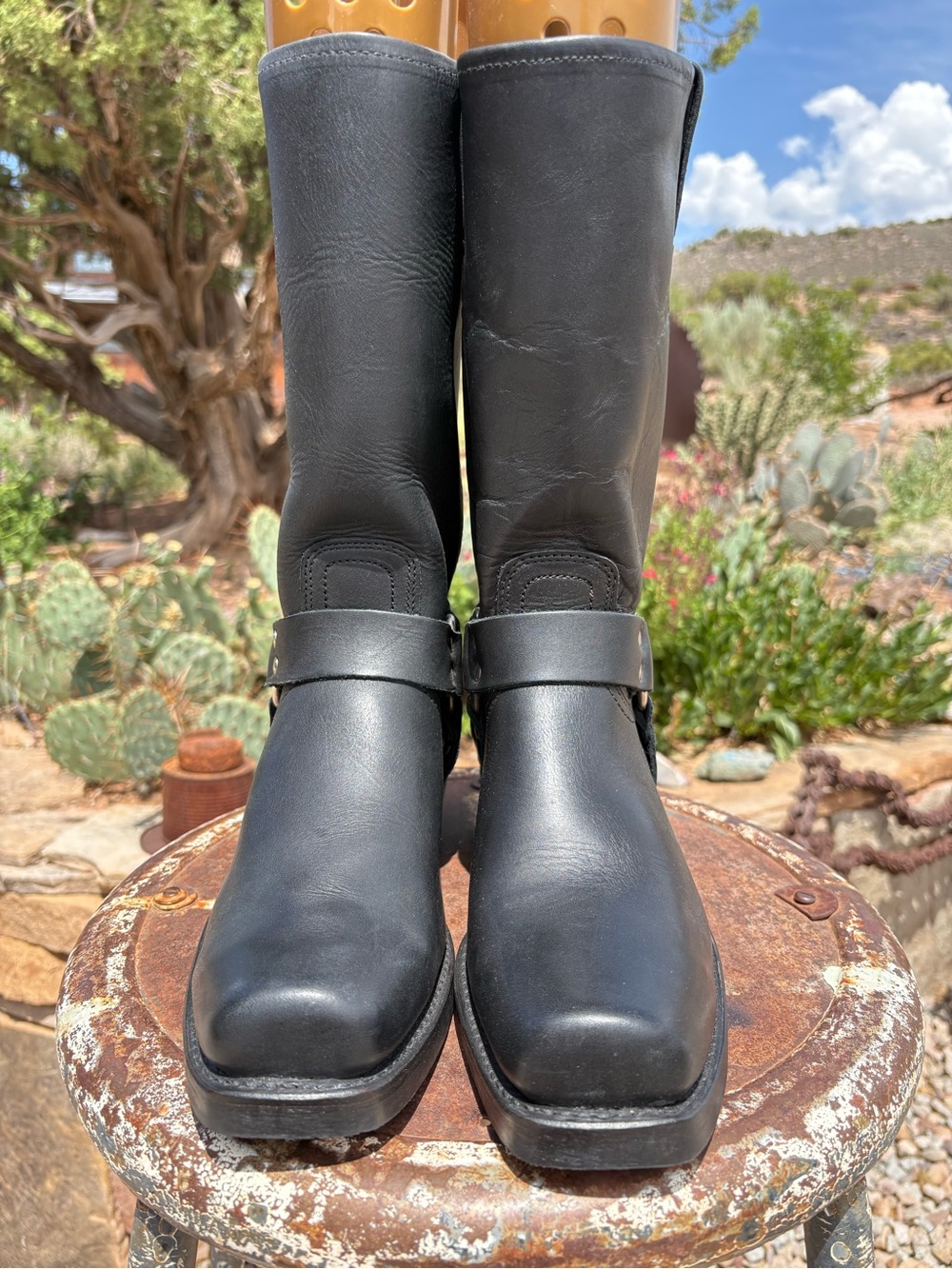 FRYE πΊπΈ12R Harness Boots - Picture 9 of 16